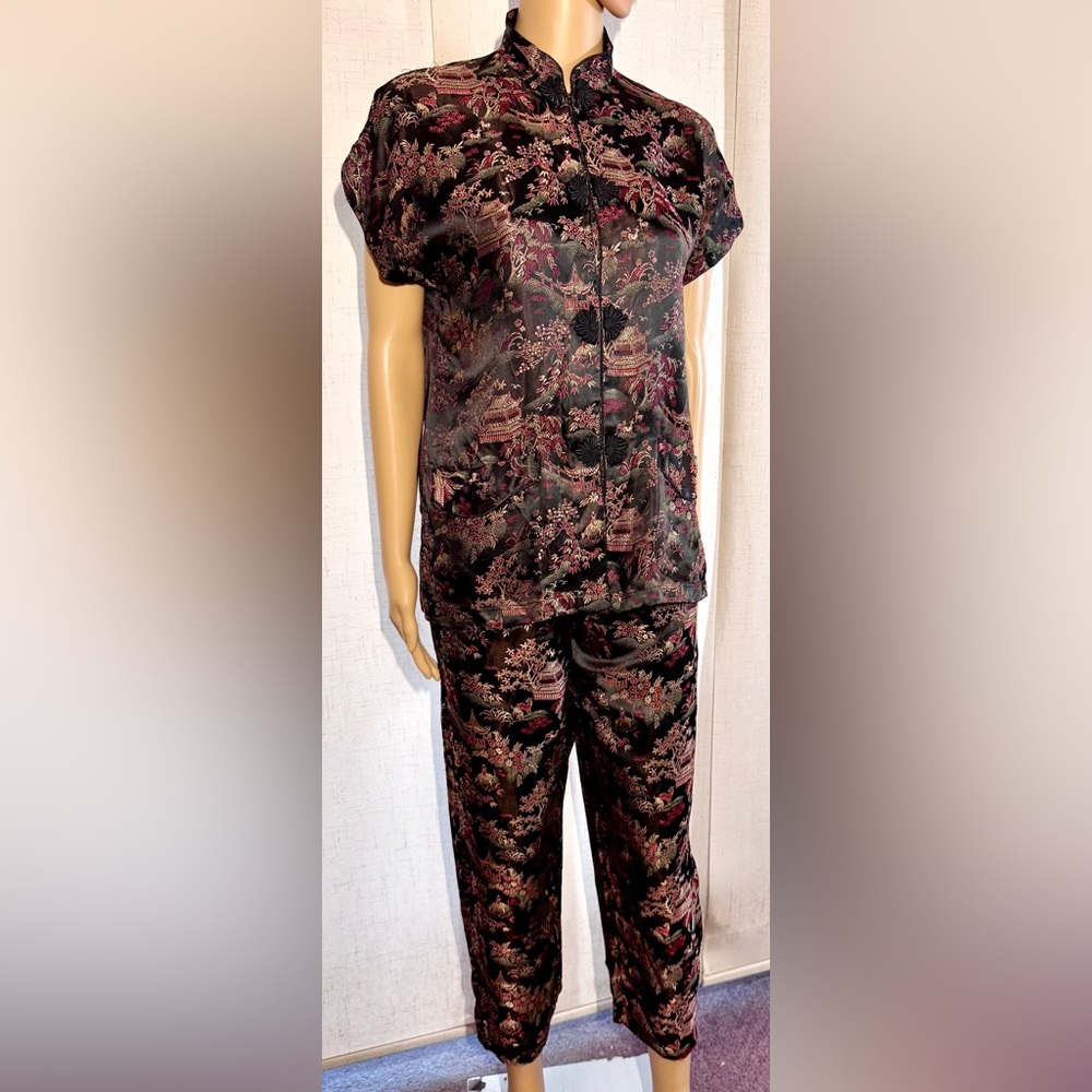 Vintage Asian print and made top & pants. Youth Shanshai, China. Sz.M